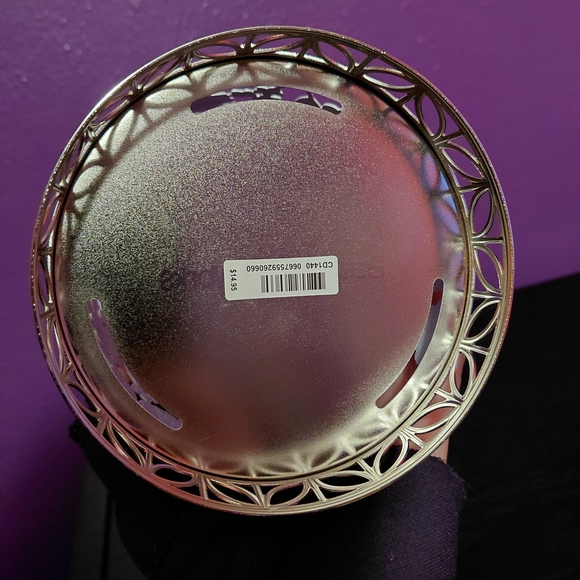 Bath & Body Works 3 Wick Candle Holder - Floral - Picture 3 of 3